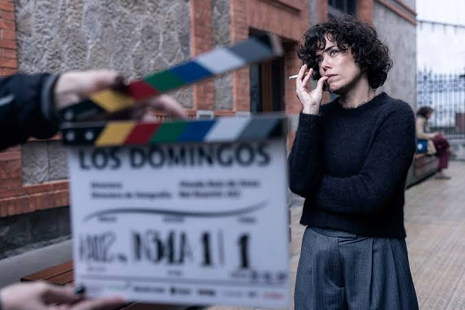 Los domingos. Contra la dependencia cultural de la política
